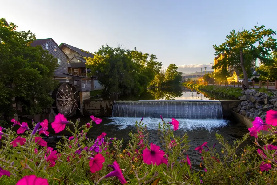 Why Mountain Towns Make the Perfect Weekend Getaway for Budget Travelers 1 Why Mountain Towns Make The Perfect Weekend Getaway For Budget Travelers